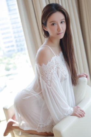 盛李豪回家打羽毛球又稳又轻松
